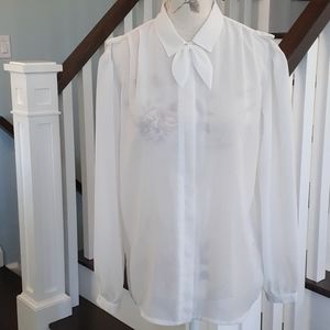 % Sheer flowy off-white button up Esprit blouse